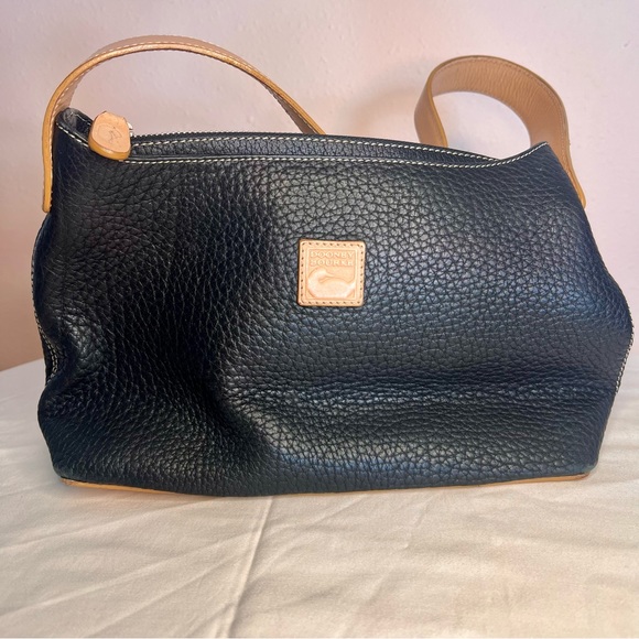 🥀  Dooney & Bourke Pebbled Leather Shoulder Purse - Picture 2 of 8